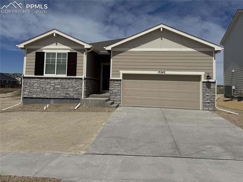 13242 Valley Peak Dr, Peyton, CO 80831