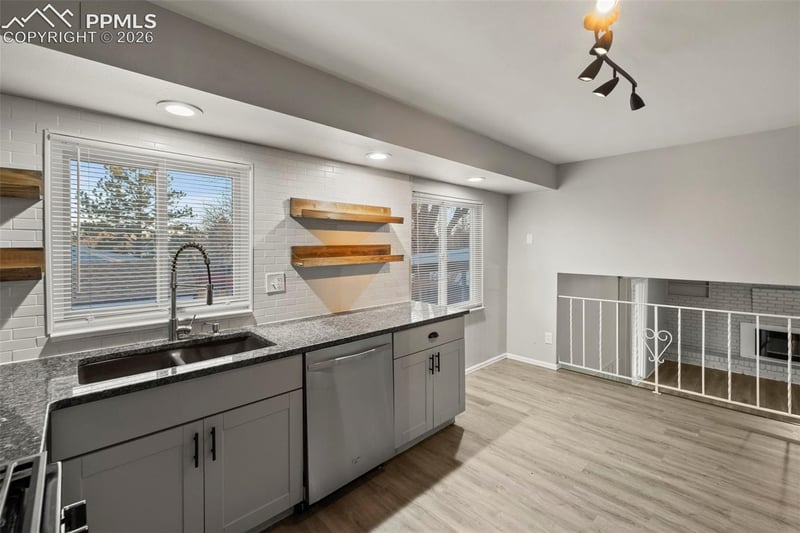 1327 Kern St, Colorado Springs, CO 80915