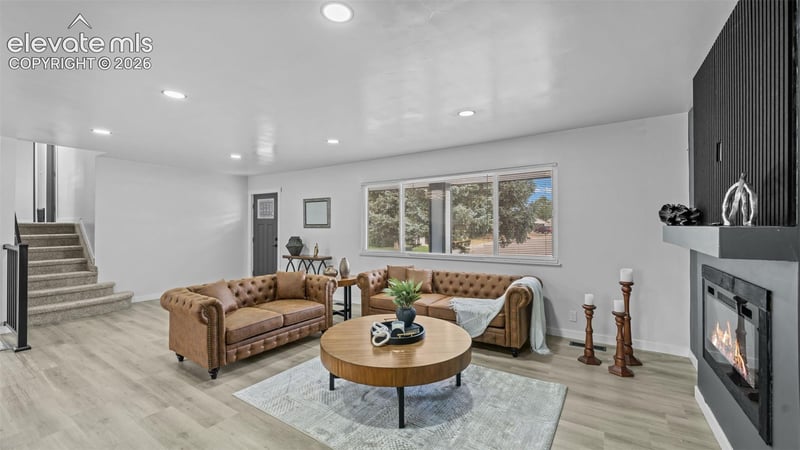1341 Saratoga Dr, Colorado Springs, CO 80910