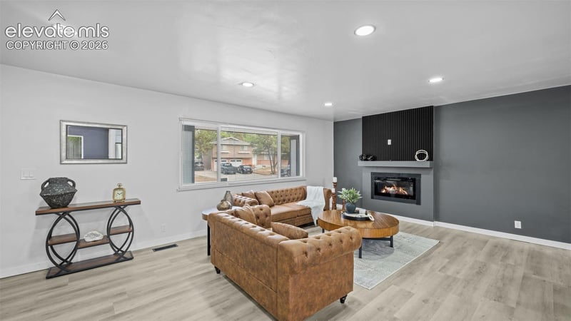 1341 Saratoga Dr, Colorado Springs, CO 80910