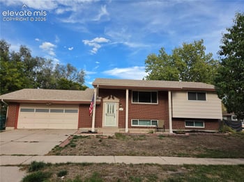 1367 Mears Dr, Colorado Springs, CO 80915