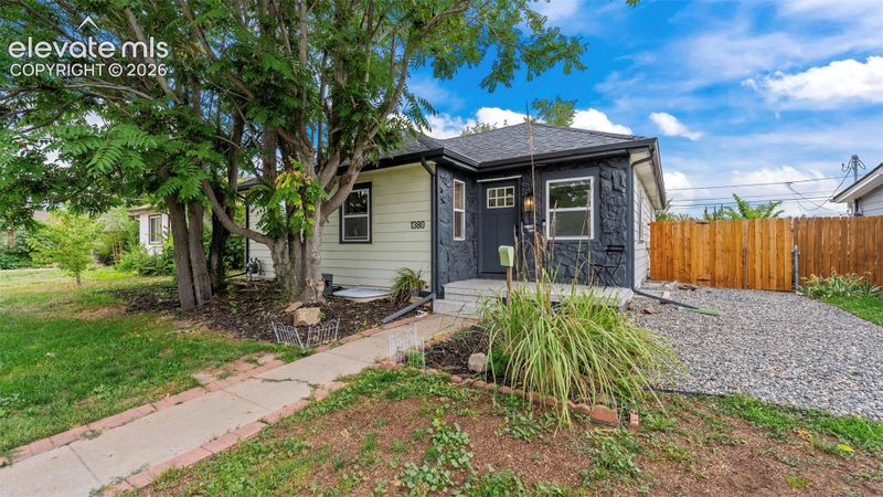 1380 Trenton St, Denver, CO 80220