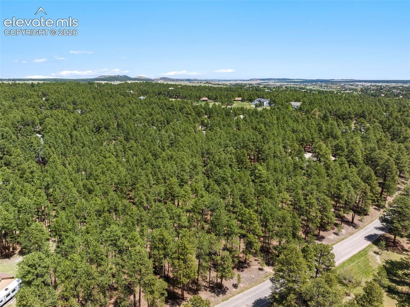 140 E Stirrup Trl, Monument, CO 80132