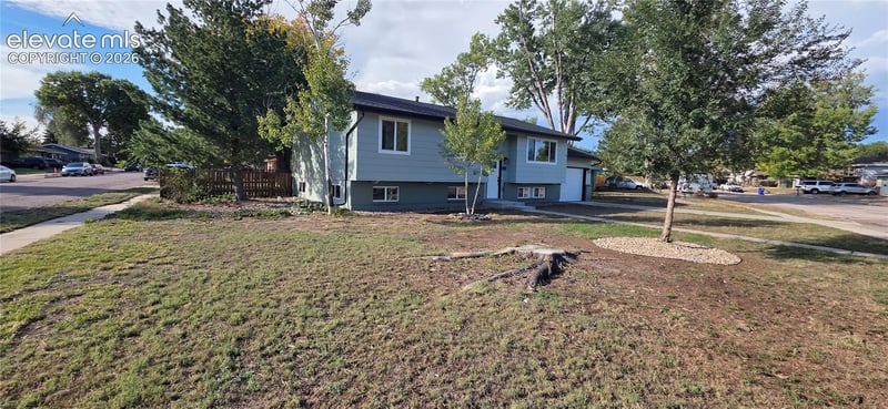 1404 Keaton Ln, Colorado Springs, CO 80909