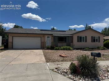 1409 Sanderson Ave, Colorado Springs, CO 80915