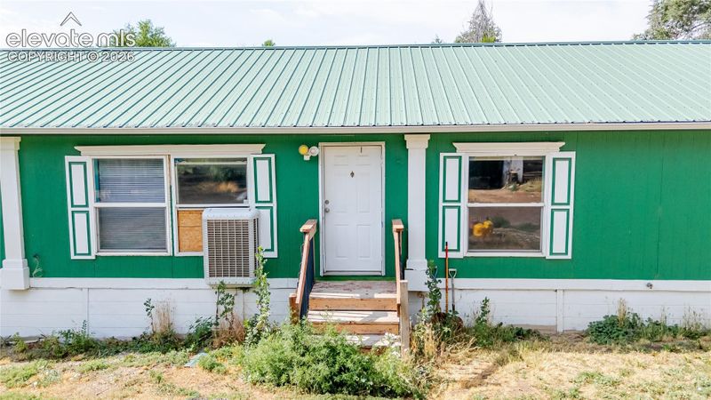1413 3rd Rd, Pueblo, CO 81007