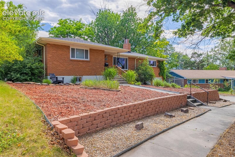 1424 Bellaire Dr, Colorado Springs, CO 80909