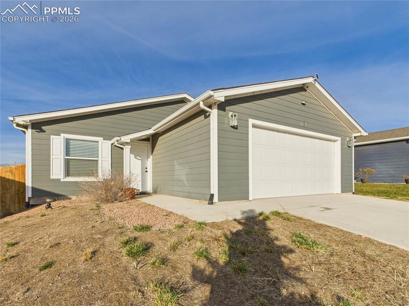 1424 Rivers Run Ave, Pueblo, CO 81001