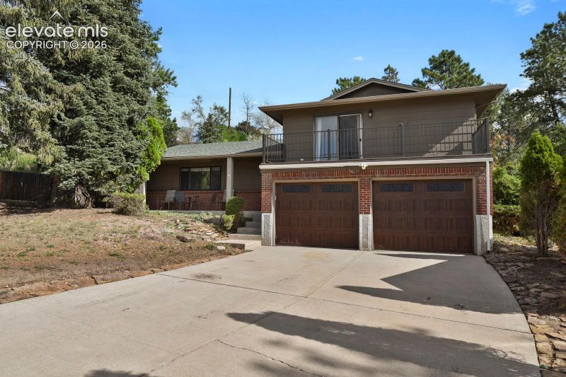 1425 Auburn Dr, Colorado Springs, CO 80909