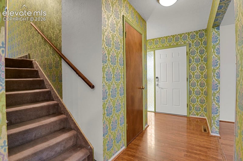 1425 Auburn Dr, Colorado Springs, CO 80909