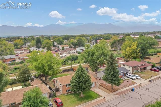 1430 Moffat Cir, Colorado Springs, CO 80909