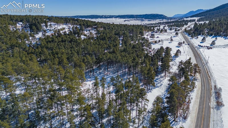 14420 S Perry Park Rd, Larkspur, CO 80118