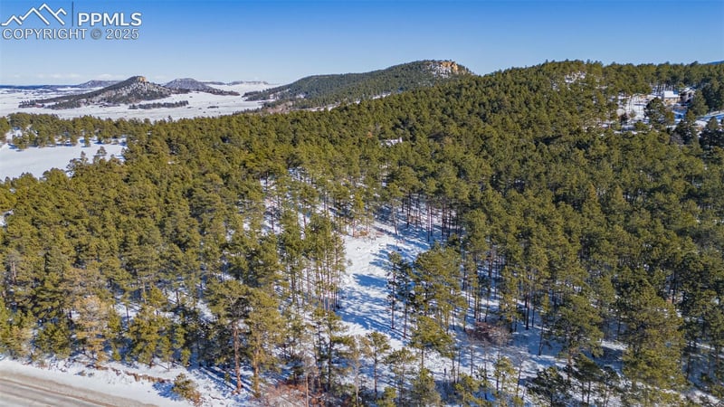 14420 S Perry Park Rd, Larkspur, CO 80118