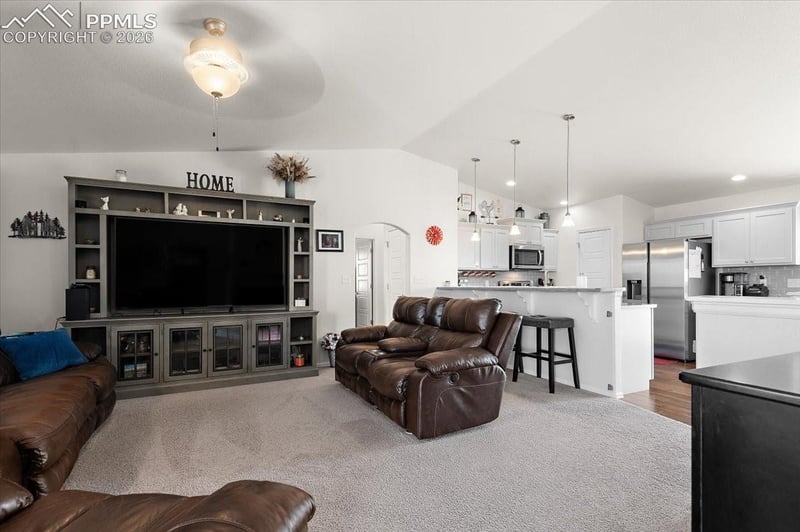 1485 E Ithaca Dr, Pueblo, CO 81007