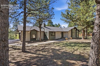 14990 E Coachman Dr, Colorado Springs, CO 80908