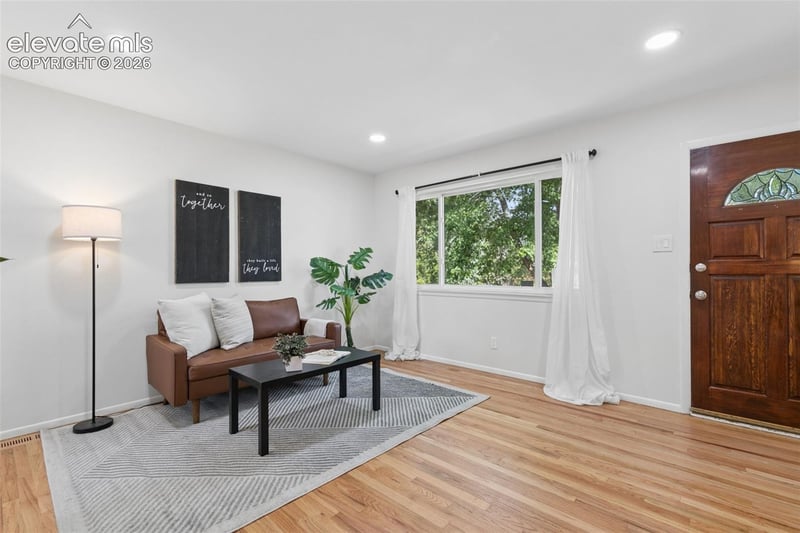 1501 Newcastle St, Colorado Springs, CO 80907