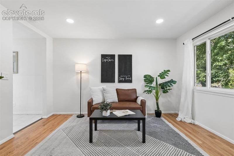 1501 Newcastle St, Colorado Springs, CO 80907