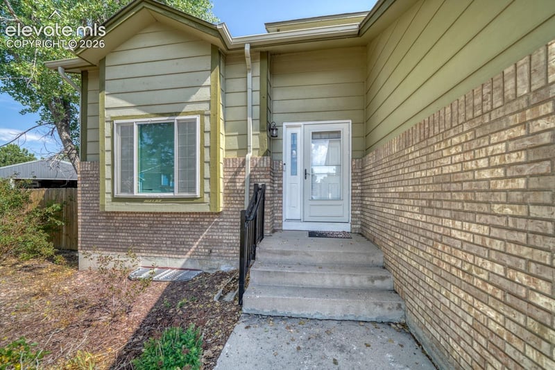 1510 Leoti Dr, Colorado Springs, CO 80915