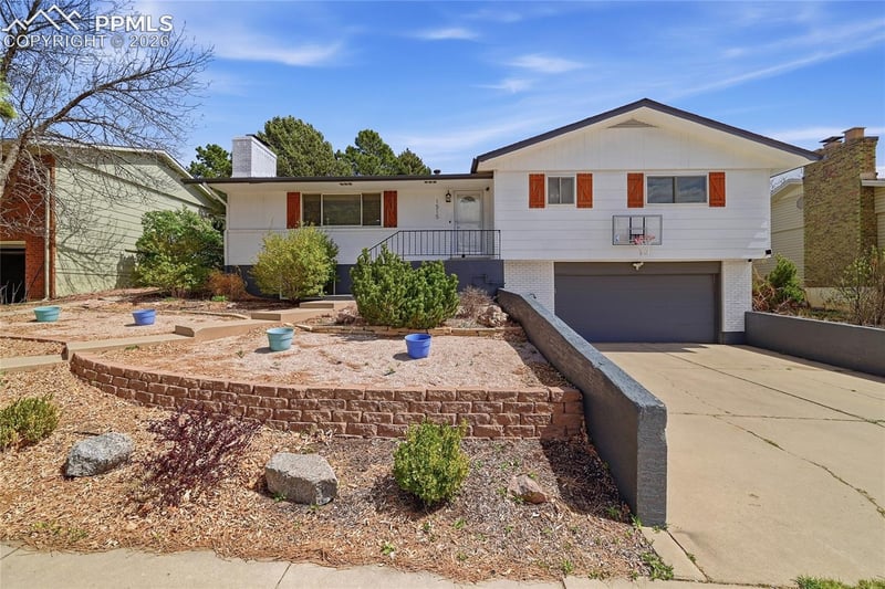 1515 Lehmberg Blvd, Colorado Springs, CO 80915