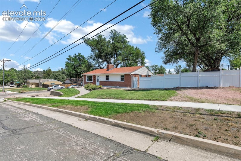 1515 Mcarthur Ave, Colorado Springs, CO 80909