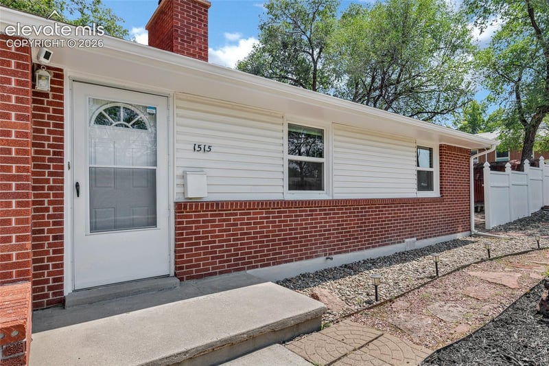 1515 Mcarthur Ave, Colorado Springs, CO 80909