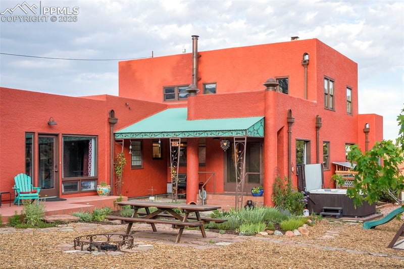 153 Capitol Hill Ave, Manitou Springs, CO 80829