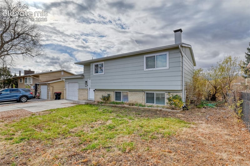 1530 Leigh Ln, Fountain, CO 80817