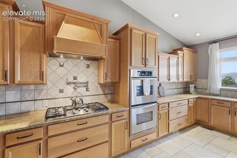 1535 Dewfrost Pl, Castle Rock, CO 80104