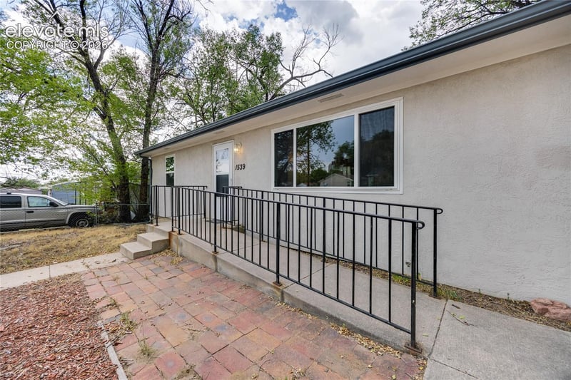 1539 Fountain St, Colorado Springs, CO 80910
