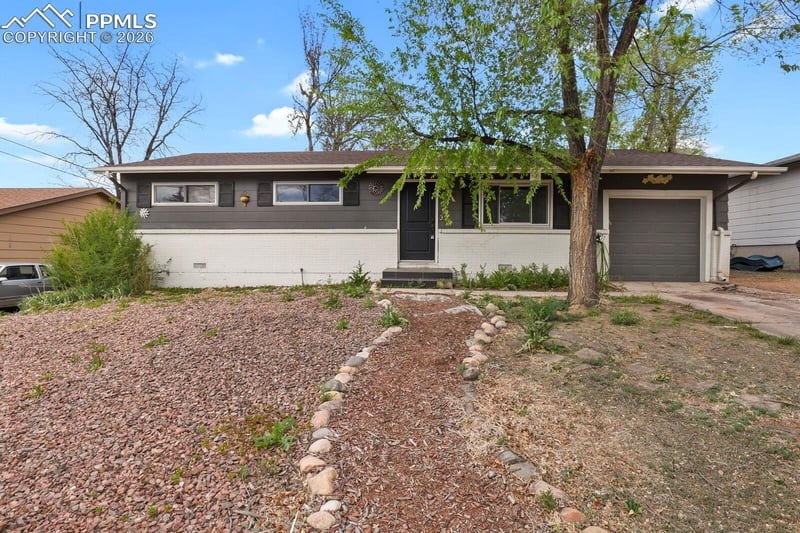 1540 Saratoga Dr, Colorado Springs, CO 80910