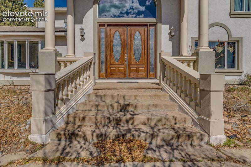 15410 S Perry Park Rd, Larkspur, CO 80118