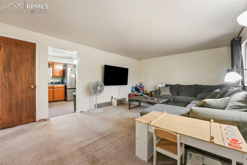 155 S Brentwood Dr, Colorado Springs, CO 80910