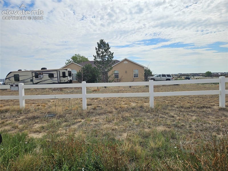 1566 R St, Penrose, CO 81240