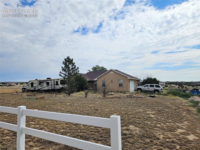 1566 R St, Penrose, CO 81240