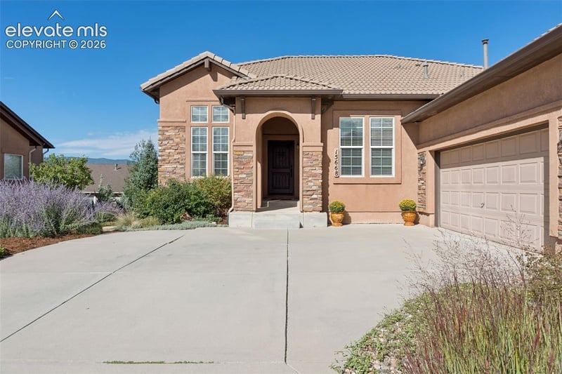 15668 Old Post Dr, Monument, CO 80132