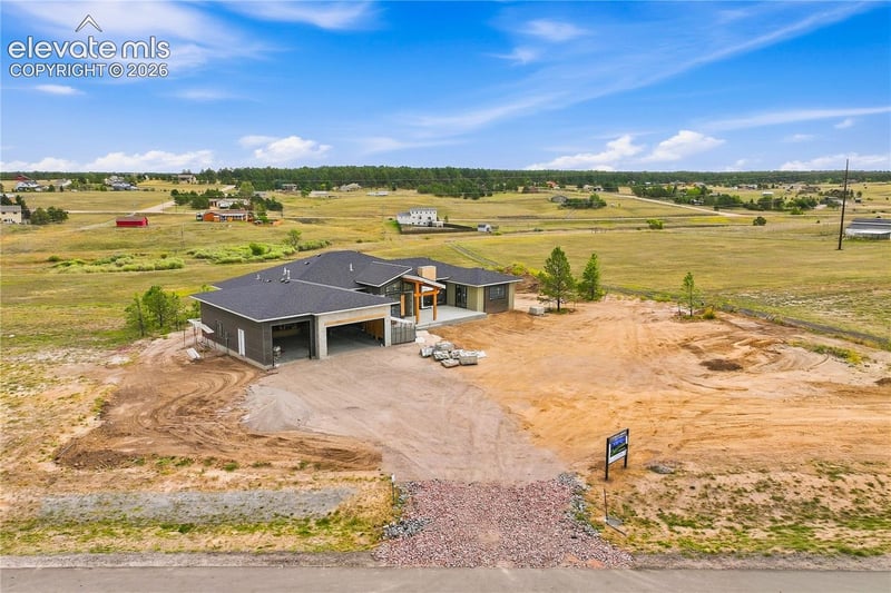 15675 Fox Creek Ln, Colorado Springs, CO 80908
