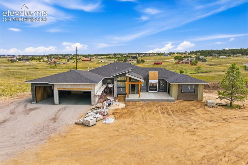 15675 Fox Creek Ln, Colorado Springs, CO 80908