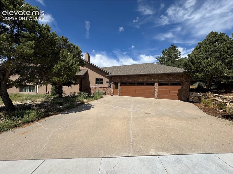 1570 Big Valley Dr, Colorado Springs, CO 80919