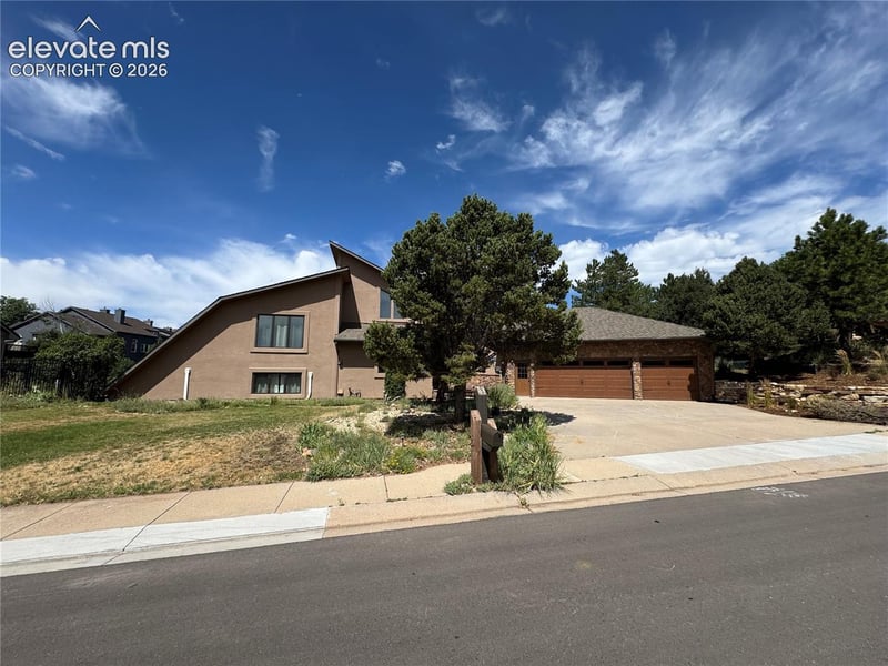 1570 Big Valley Dr, Colorado Springs, CO 80919