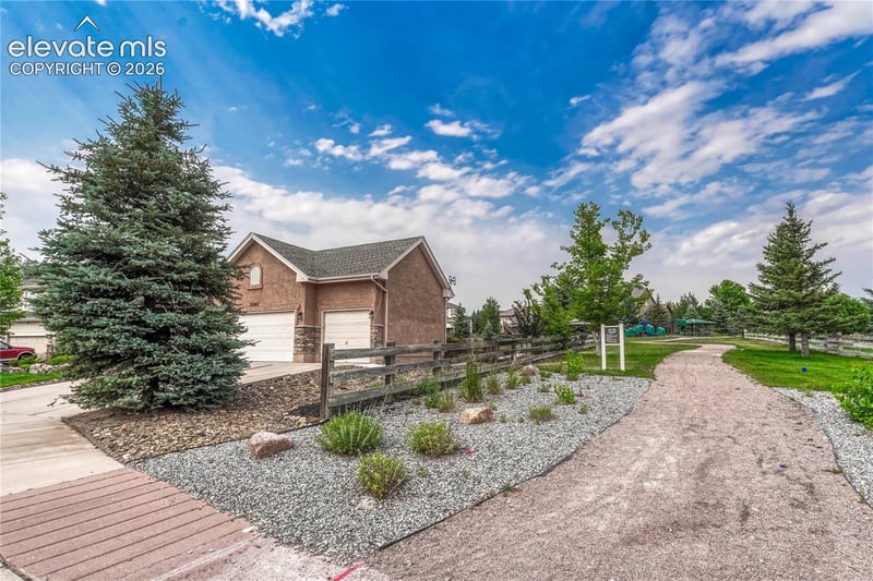 15805 Dawson Creek Dr, Monument, CO 80132