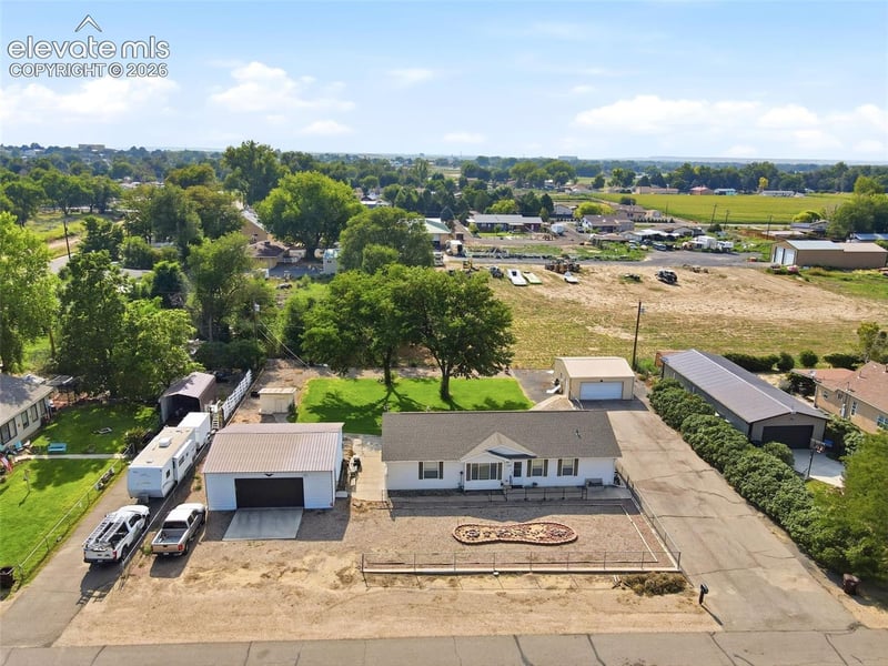 1581 Center Ln, Pueblo, CO 81006