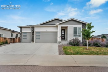 1592 Maggie Mae Ln, Castle Rock, CO 80104