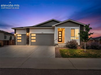 1592 Maggie Mae Ln, Castle Rock, CO 80104