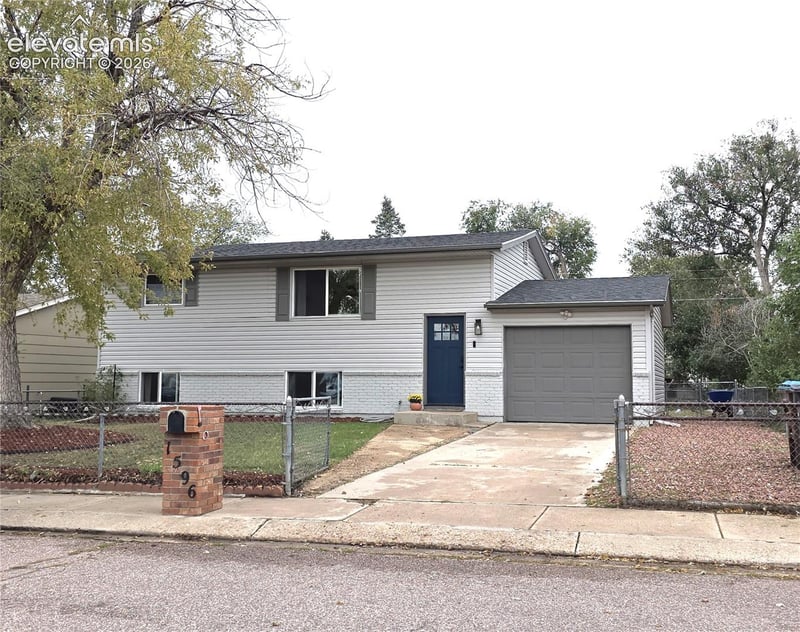 1596 Prado Dr, Fountain, CO 80817