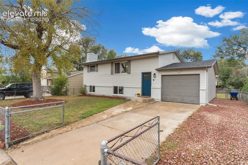 1596 Prado Dr, Fountain, CO 80817
