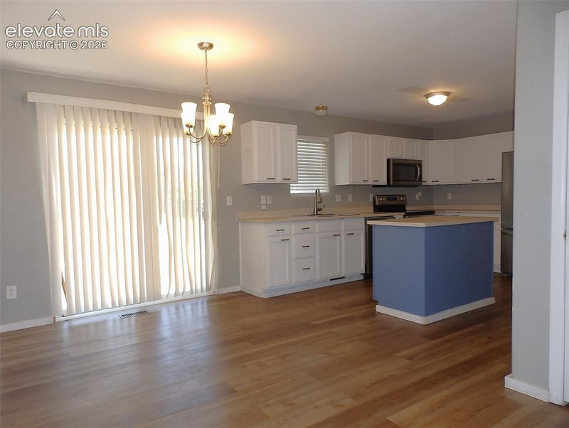 160 Ellers Grv, Colorado Springs, CO 80916