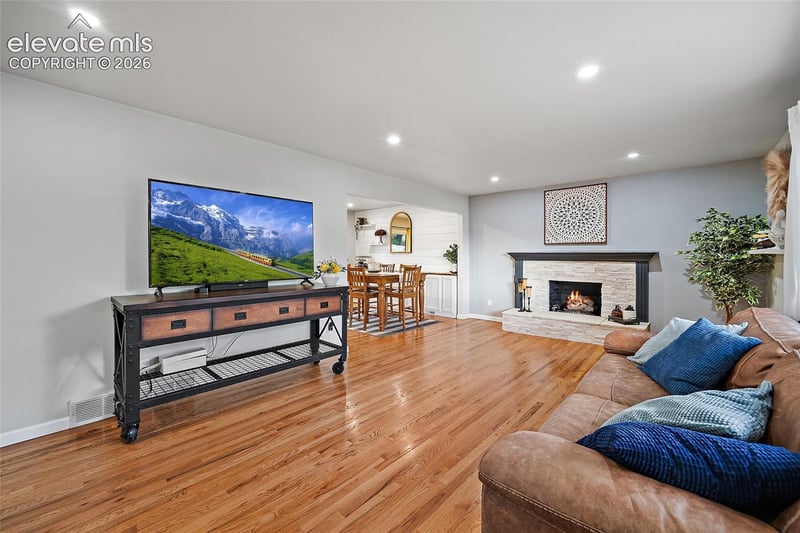 1621 Lehmberg Blvd, Colorado Springs, CO 80915