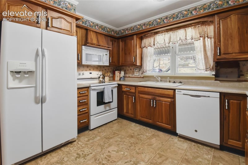 1624 E 15th St, Pueblo, CO 81001