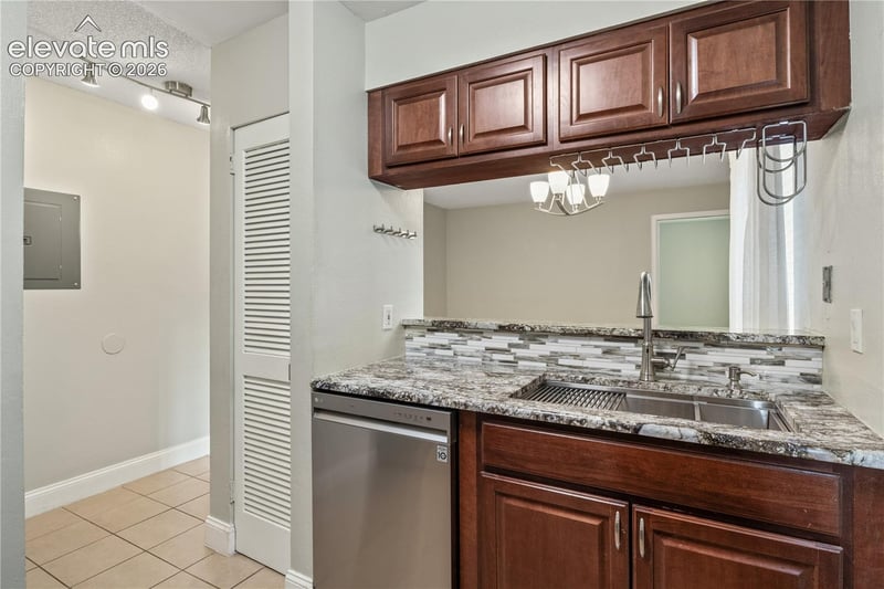 1625 N Murray Blvd #118, Colorado Springs, CO 80915