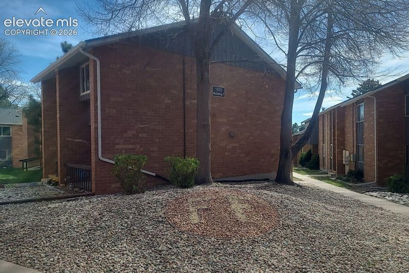 1625 N Murray Blvd #225, Colorado Springs, CO 80915